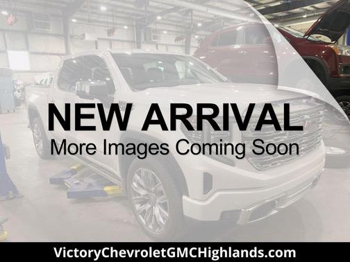White Frost Tricoat 2025 GMC Sierra 1500 Denali