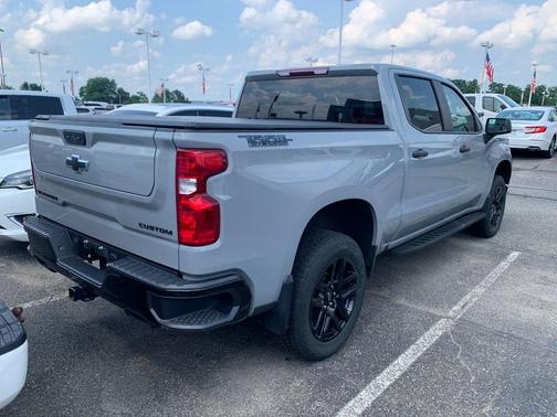 Slate Gray Metallic 2025 Chevrolet Silverado 1500 Custom Trail Boss