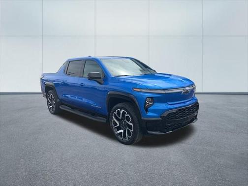 2025 Chevrolet Silverado EV RST