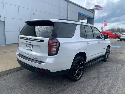 2023 Chevrolet Tahoe 4WD RST