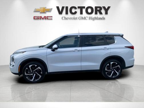 28213 2024 Mitsubishi Outlander SE 2.5 S-AWC