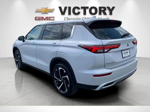 28213 2024 Mitsubishi Outlander SE 2.5 S-AWC