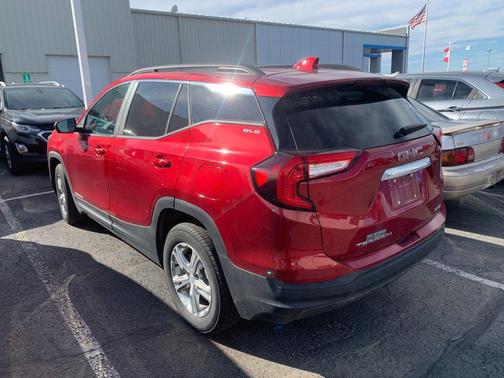 2023 GMC Terrain SLE