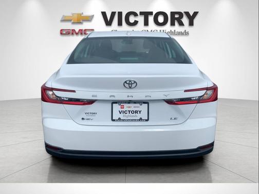 Ice 2025 Toyota Camry LE