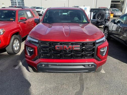 2023 GMC Canyon Elevation