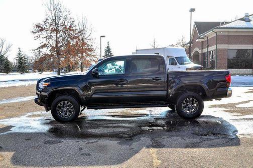 2023 Toyota Tacoma SR5