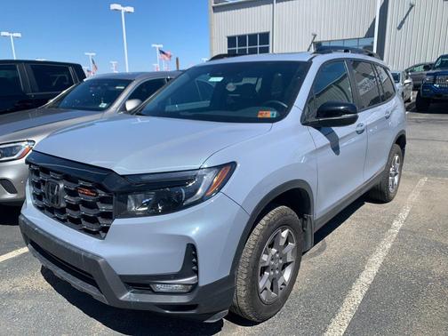 2023 Honda Passport AWD TrailSport