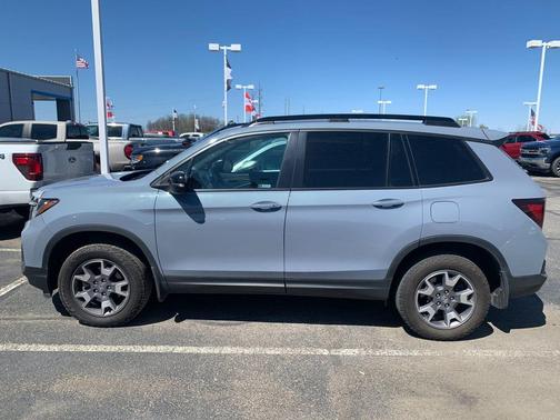 2023 Honda Passport AWD TrailSport