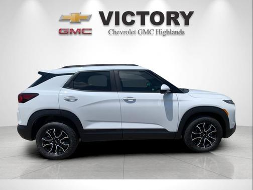 Pearl 2026 Chevrolet Trailblazer ACTIV