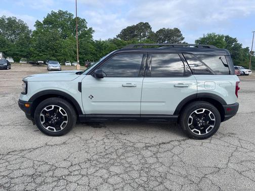 CACTUS GRAY 2022 Ford Bronco Sport Outer Banks