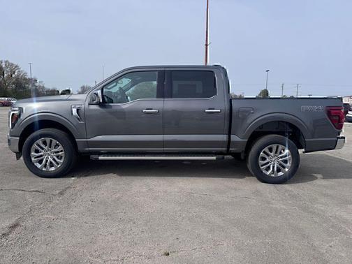CARBONIZED GRAY METALLIC 2026 Ford F-150 Lariat