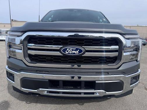 CARBONIZED GRAY METALLIC 2026 Ford F-150 Lariat