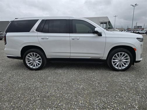 2024 Cadillac Escalade Luxury