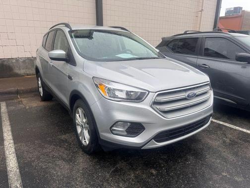 INGOT SILVER METALLIC 2018 Ford Escape SE