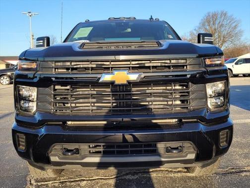 2024 Chevrolet Silverado 2500 Custom