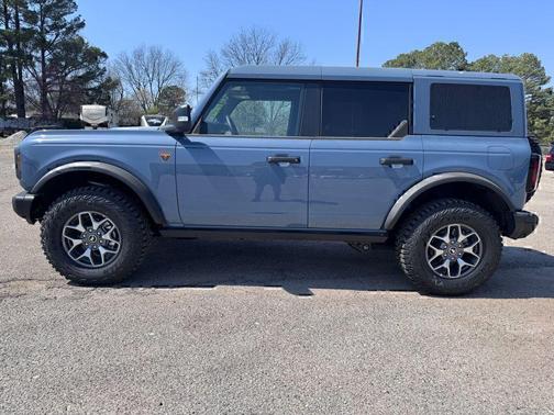 AZURE GRAY MET TRI-COAT 2025 Ford Bronco Badlands