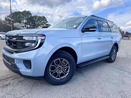 GLACIER GRAY MET TRI-COAT 2026 Ford Expedition Active