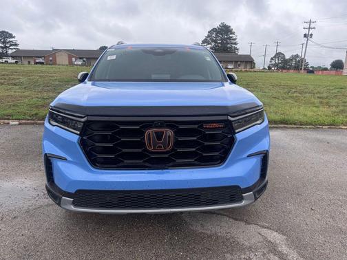 Diffused Sky Pearl 2025 Honda Pilot TrailSport