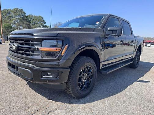 AGATE BLACK METALLIC 2026 Ford F-150 XLT