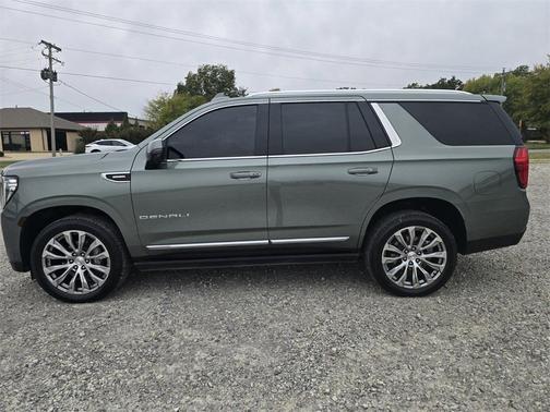 2023 GMC Yukon Denali