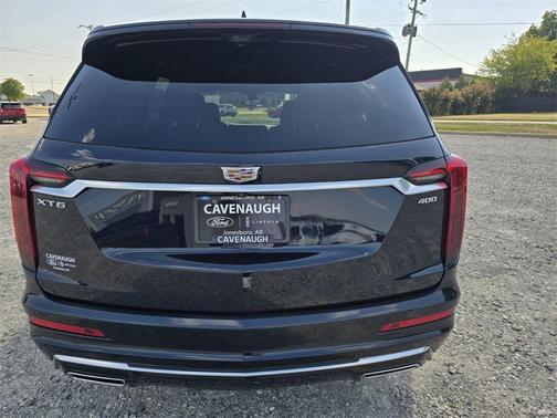 2022 Cadillac XT6 Premium Luxury FWD