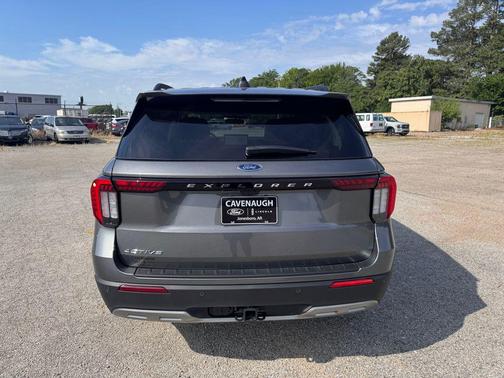 CARBONIZED GRAY METALLIC 2026 Ford Explorer Active