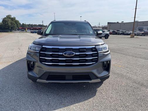 CARBONIZED GRAY METALLIC 2026 Ford Explorer Active