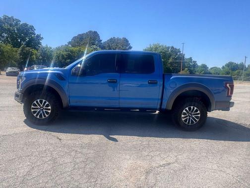 FORD PERFORMANCE BLUE 2019 Ford F-150 Raptor