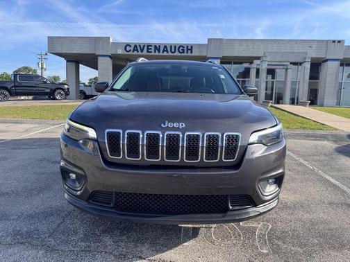 Granite Crystal Metallic Clearcoat 2019 Jeep Cherokee Latitude Plus