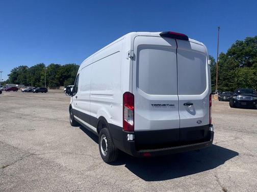 OXFORD WHITE 2026 Ford Transit-250 Base