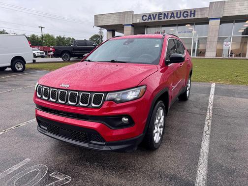 Redline Pearlcoat 2023 Jeep Compass Latitude Lux