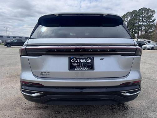 SILVER RADIANCE MET CC 2026 Lincoln Nautilus Premiere