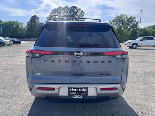 Solid Gray/Super Black 2023 Nissan Pathfinder SL 4WD