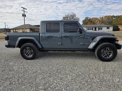 2025 Jeep Gladiator Mojave X