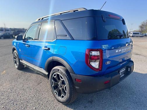 VELOCITY BLUE METALLIC 2026 Ford Bronco Sport Big Bend