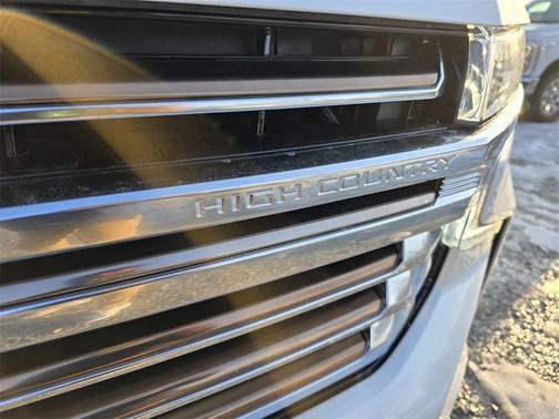 2024 Chevrolet Tahoe 4WD High Country