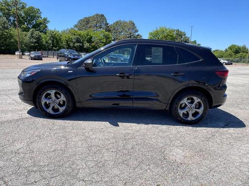 AGATE BLACK METALLIC 2024 Ford Escape ST-Line
