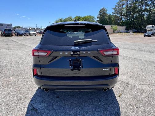 AGATE BLACK METALLIC 2024 Ford Escape ST-Line