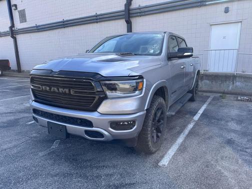 Billet Silver Metallic Clearcoat 2022 RAM 1500 Laramie