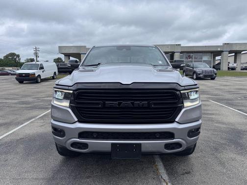 Billet Silver Metallic Clearcoat 2022 RAM 1500 Laramie