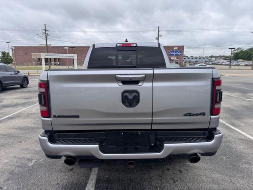 Billet Silver Metallic Clearcoat 2022 RAM 1500 Laramie