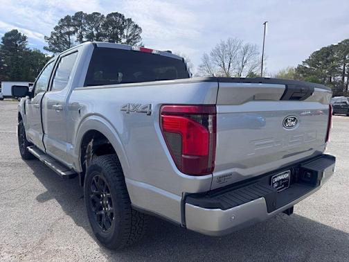 ICONIC SILVER METALLIC 2026 Ford F-150 XLT