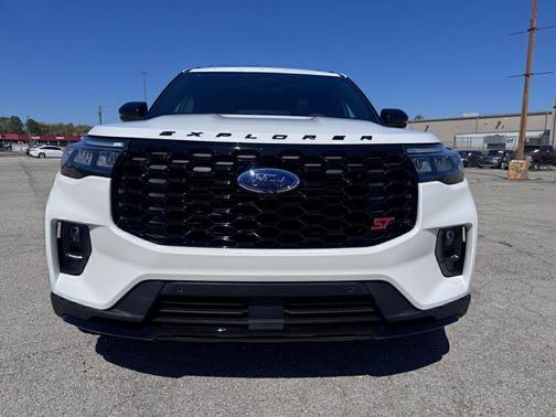 STAR WHITE MET TRI-COAT 2026 Ford Explorer ST
