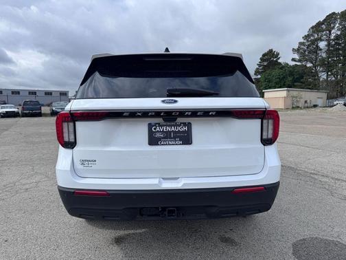 Oxford White 2026 Ford Explorer Active