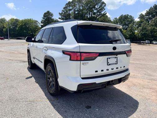 Wind Chill Pearl 2024 Toyota Sequoia Platinum