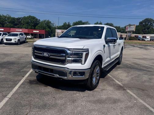 OXFORD WHITE 2025 Ford F-150 Lariat
