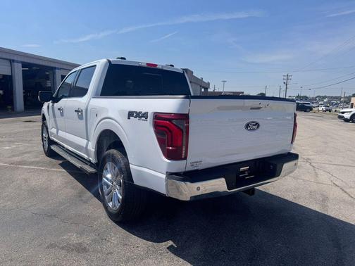 OXFORD WHITE 2025 Ford F-150 Lariat