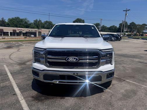 OXFORD WHITE 2025 Ford F-150 Lariat