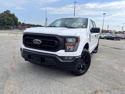 Oxford White 2023 Ford F-150 XL