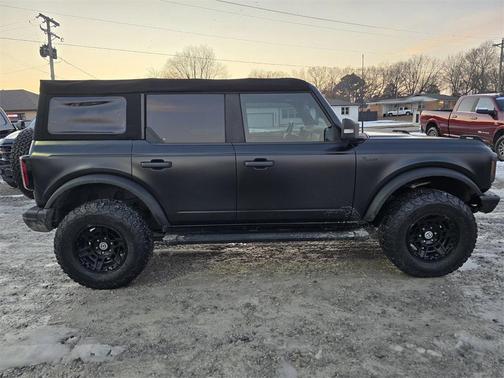 2022 Ford Bronco Badlands